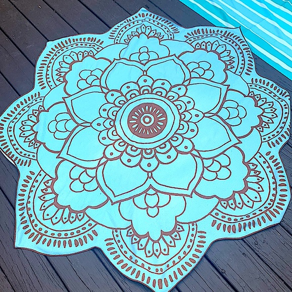 Beach towel and blanket bundle. Blue, fun designs - Picture 1 of 4